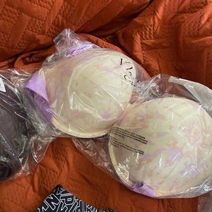 40D Victoria Secret Bras